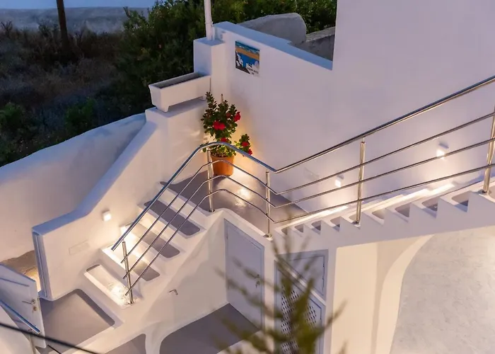 Sunborn Oia Suites